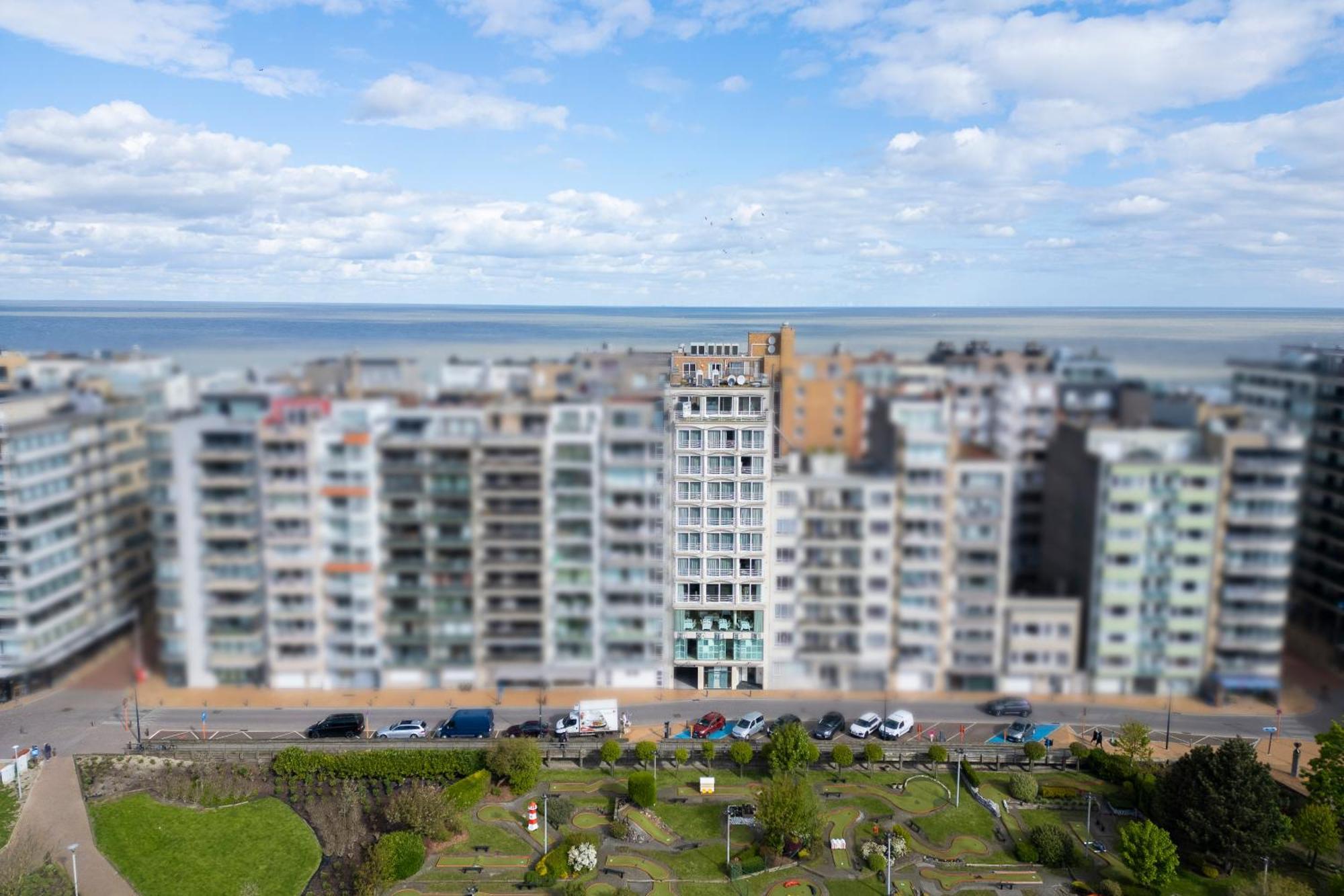 Hotel Beach Palace Blankenberge Exterior foto