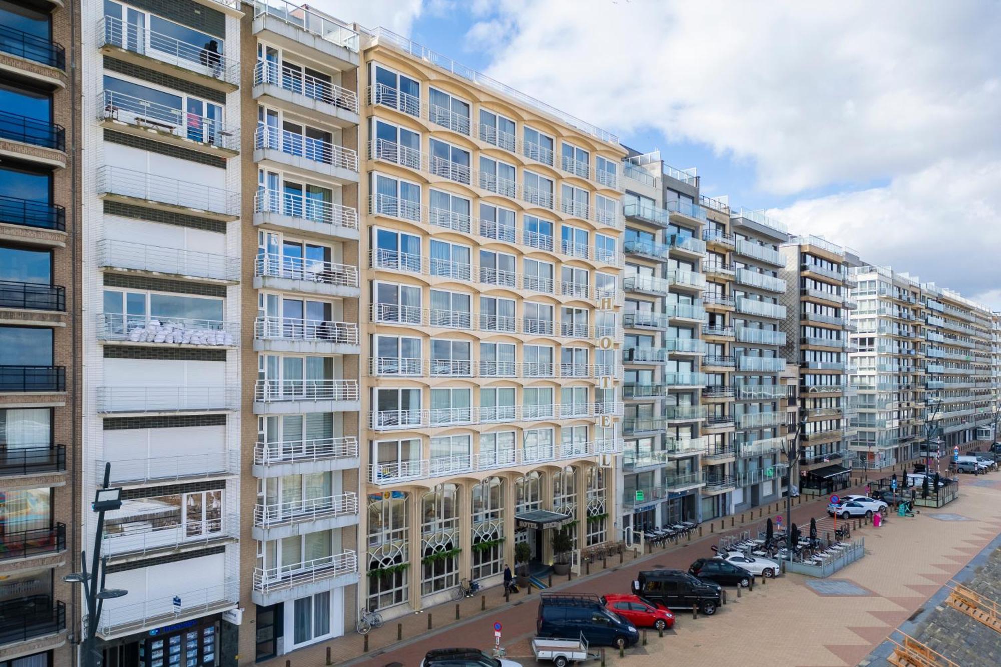 Hotel Beach Palace Blankenberge Exterior foto