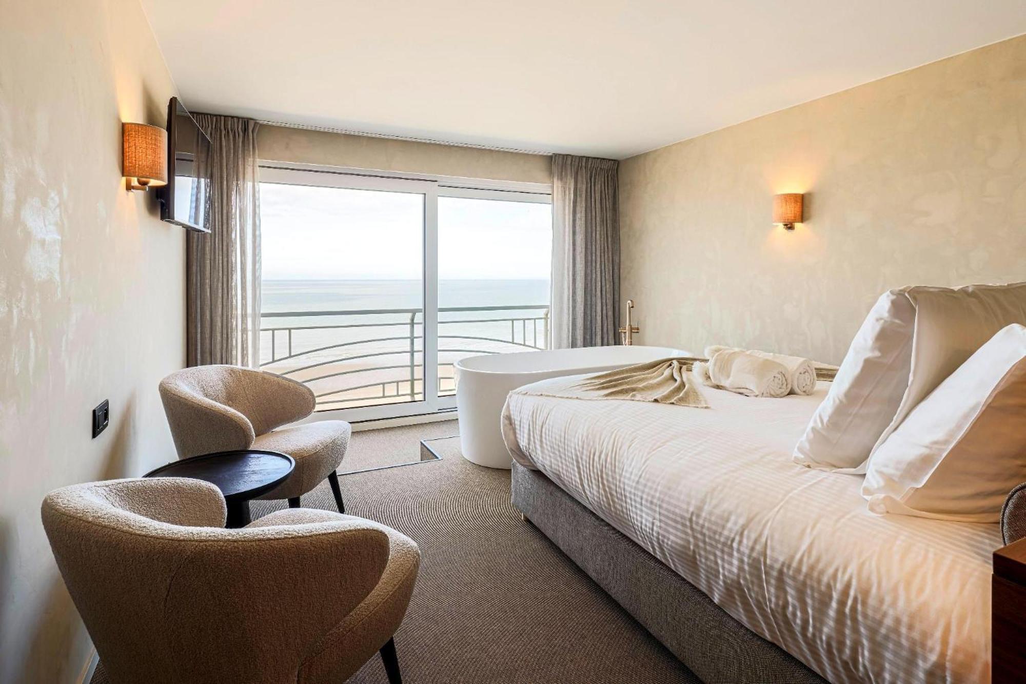 Hotel Beach Palace Blankenberge Exterior foto
