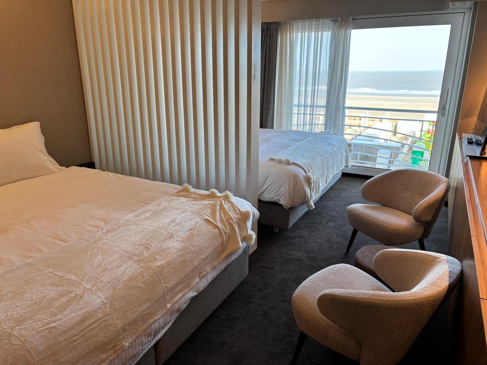 Hotel Beach Palace Blankenberge Exterior foto